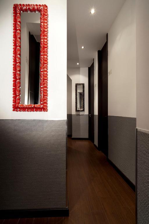 Thc Latina Hostel Madrid Dış mekan fotoğraf